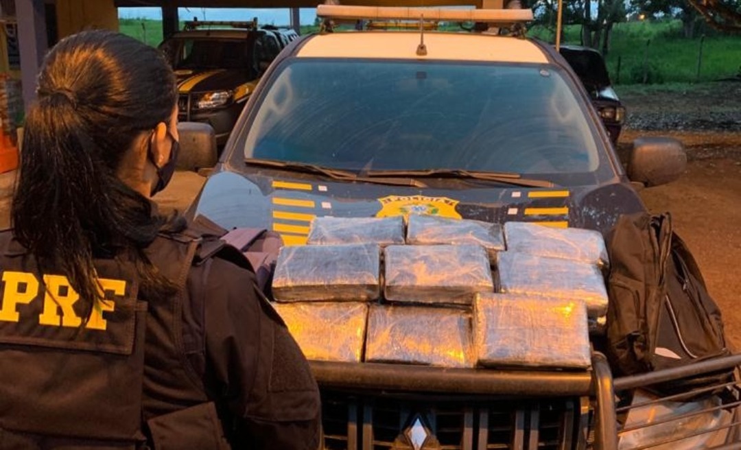 PRF apreende aproximadamente 17 Kg de skunk, um veículo e prende duas pessoas em Senador Guiomard